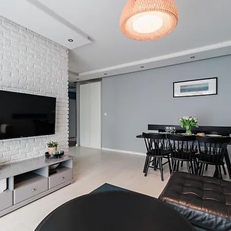 Aurora Old Town & Free Parking Apartamento