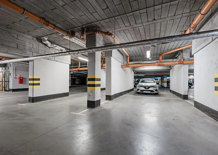 Aurora, Free Parking *